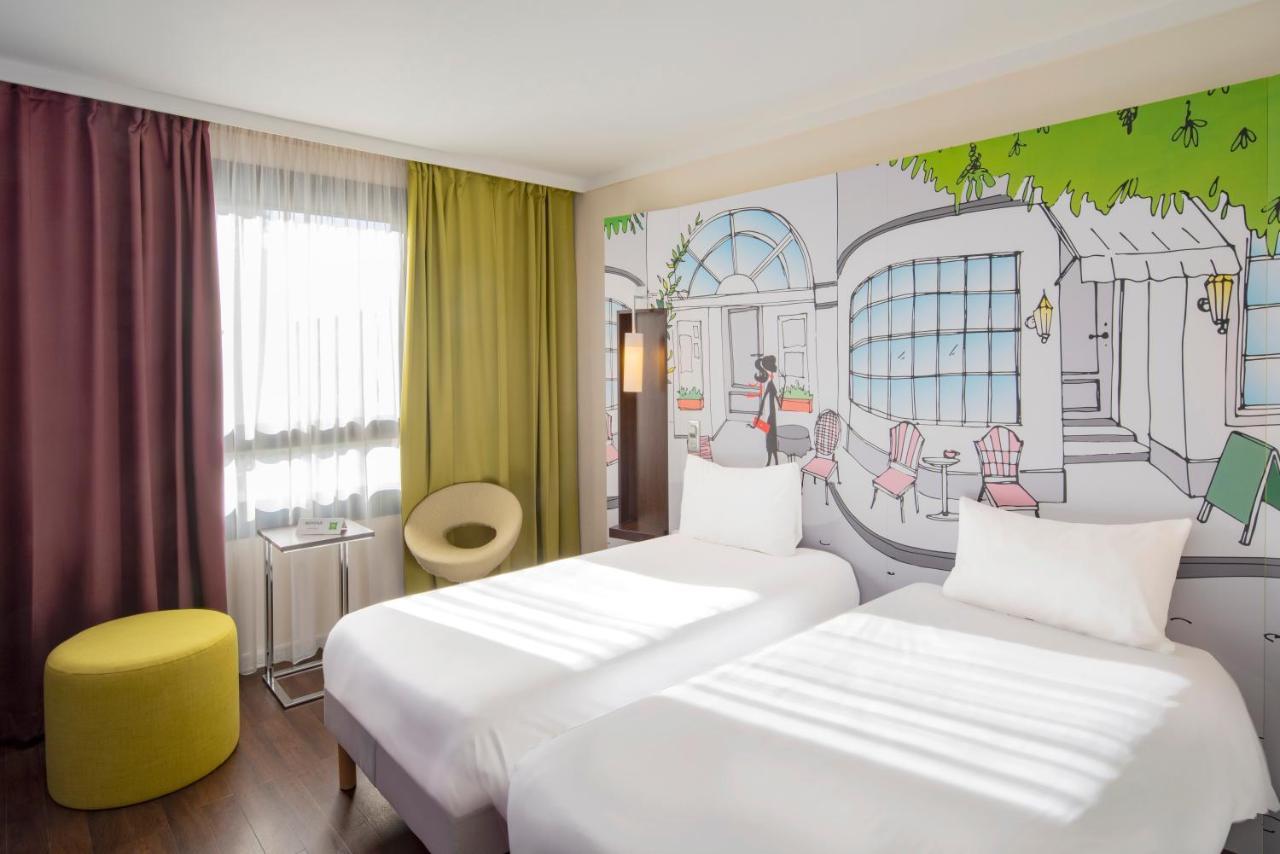 ไอบิส สไตล์ มหาวิหารเอฟรี Hotel Courcouronnes ภายนอก รูปภาพ