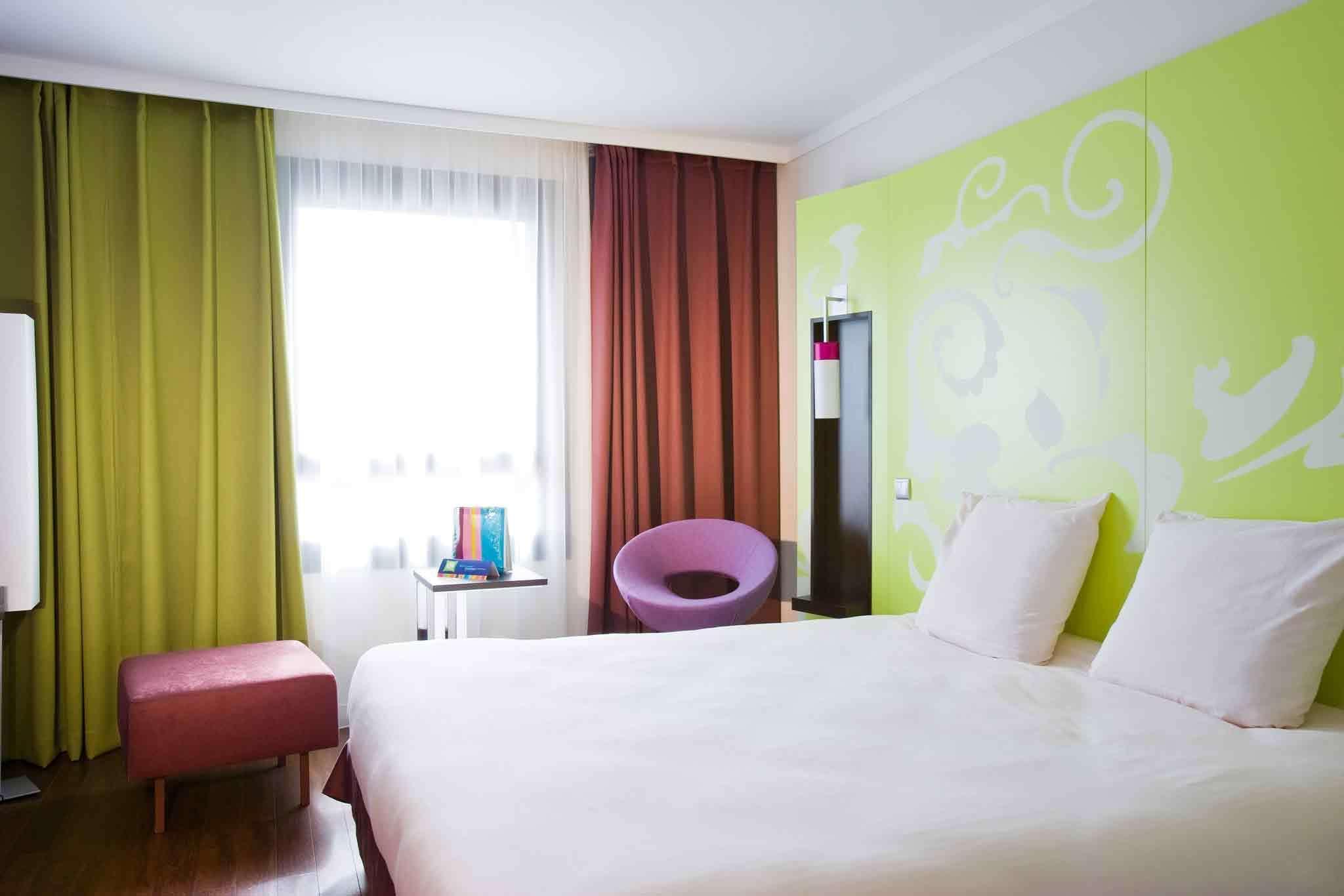ไอบิส สไตล์ มหาวิหารเอฟรี Hotel Courcouronnes ภายนอก รูปภาพ