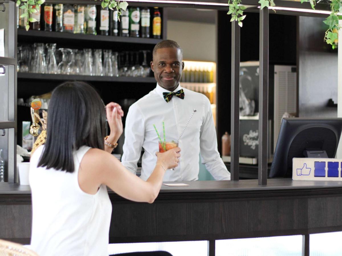 ไอบิส สไตล์ มหาวิหารเอฟรี Hotel Courcouronnes ภายนอก รูปภาพ