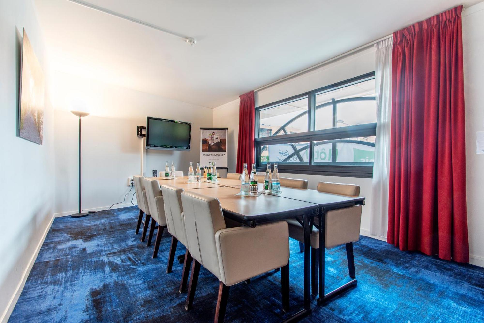 ไอบิส สไตล์ มหาวิหารเอฟรี Hotel Courcouronnes ภายนอก รูปภาพ